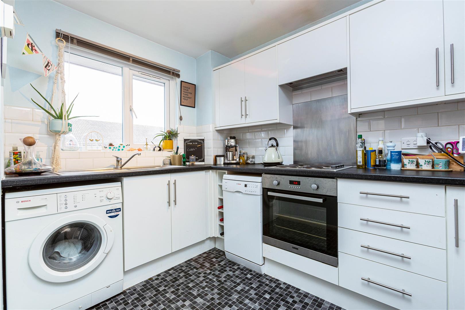 Crowthorne Close, London Andrew Scott Robertson